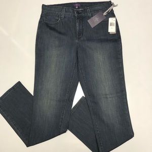 NYDJ straight mid rise jeans size 8